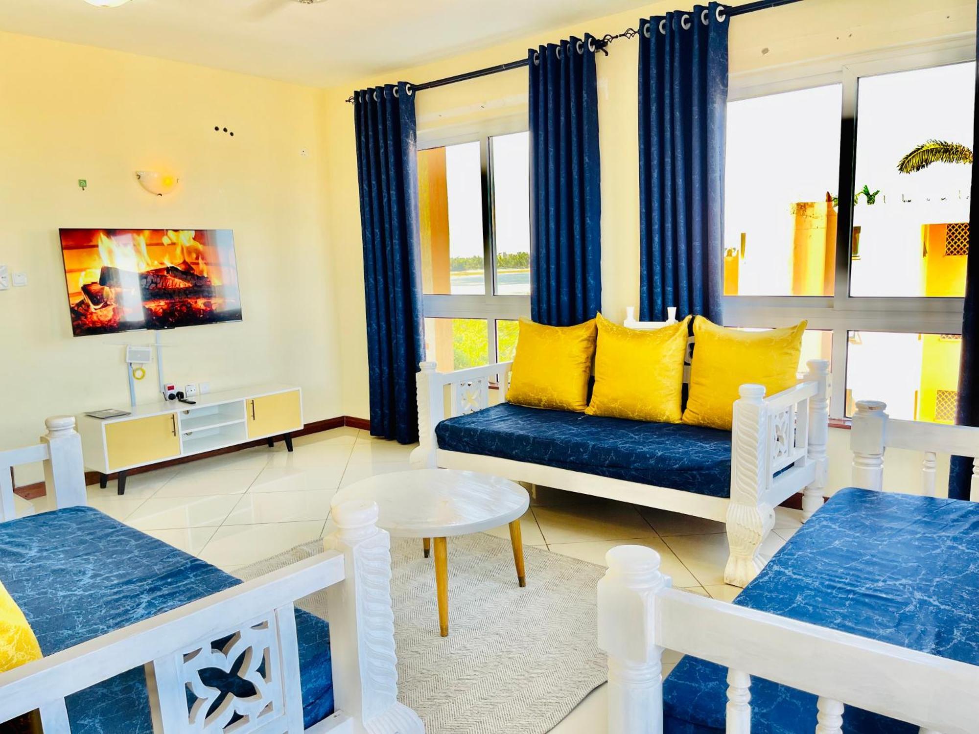 Bed and Breakfast Elna'S Nyali - Work & Unwind - Pool, Sea Views, Ac & Fast Wi-Fi Момбаса Екстер'єр фото