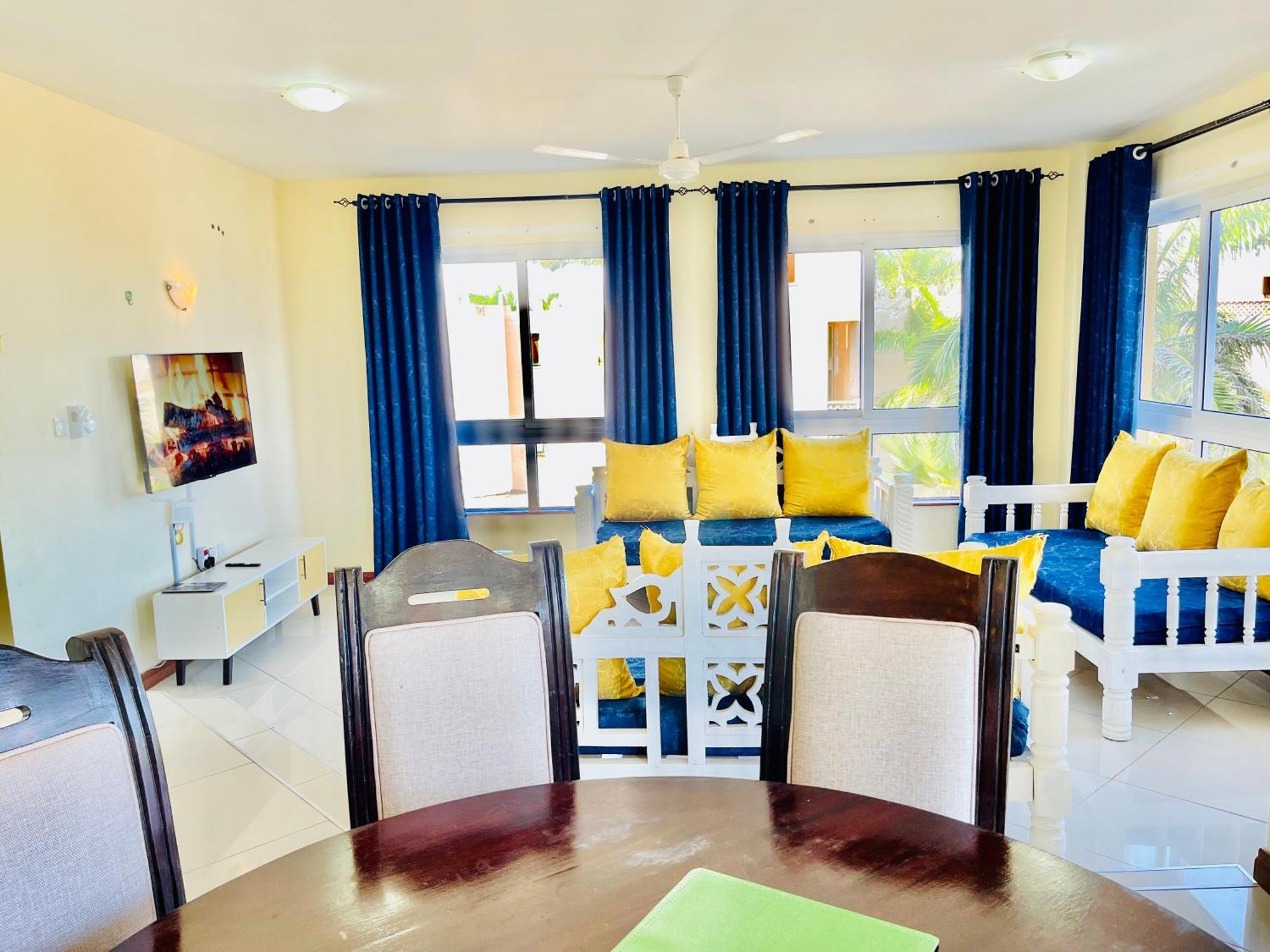 Bed and Breakfast Elna'S Nyali - Work & Unwind - Pool, Sea Views, Ac & Fast Wi-Fi Момбаса Екстер'єр фото