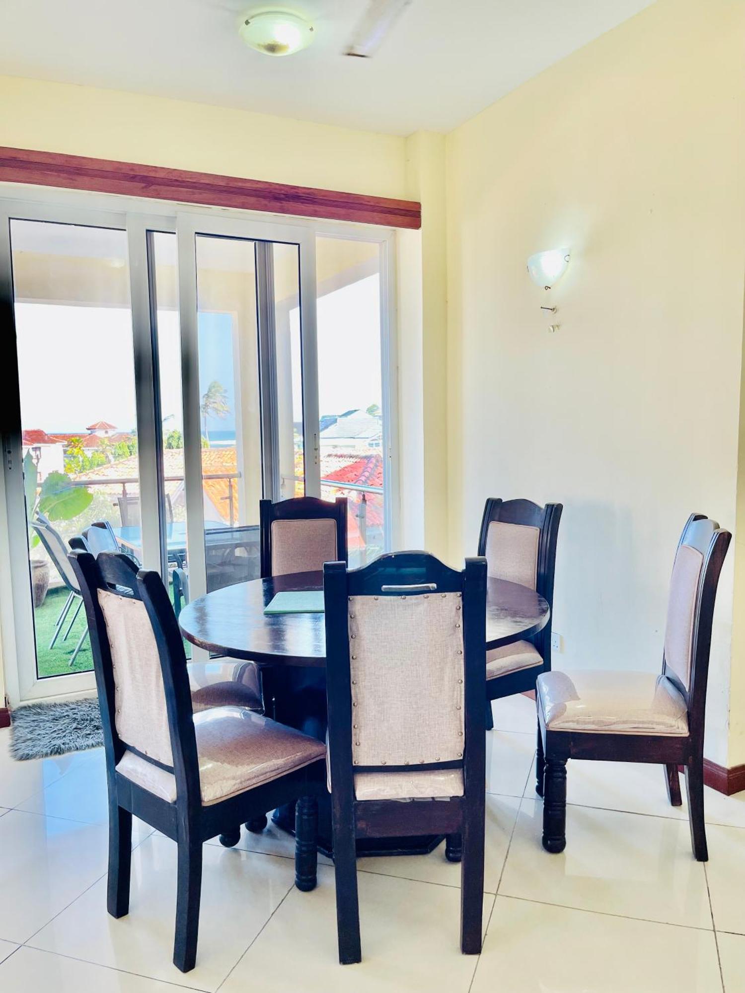 Bed and Breakfast Elna'S Nyali - Work & Unwind - Pool, Sea Views, Ac & Fast Wi-Fi Момбаса Екстер'єр фото